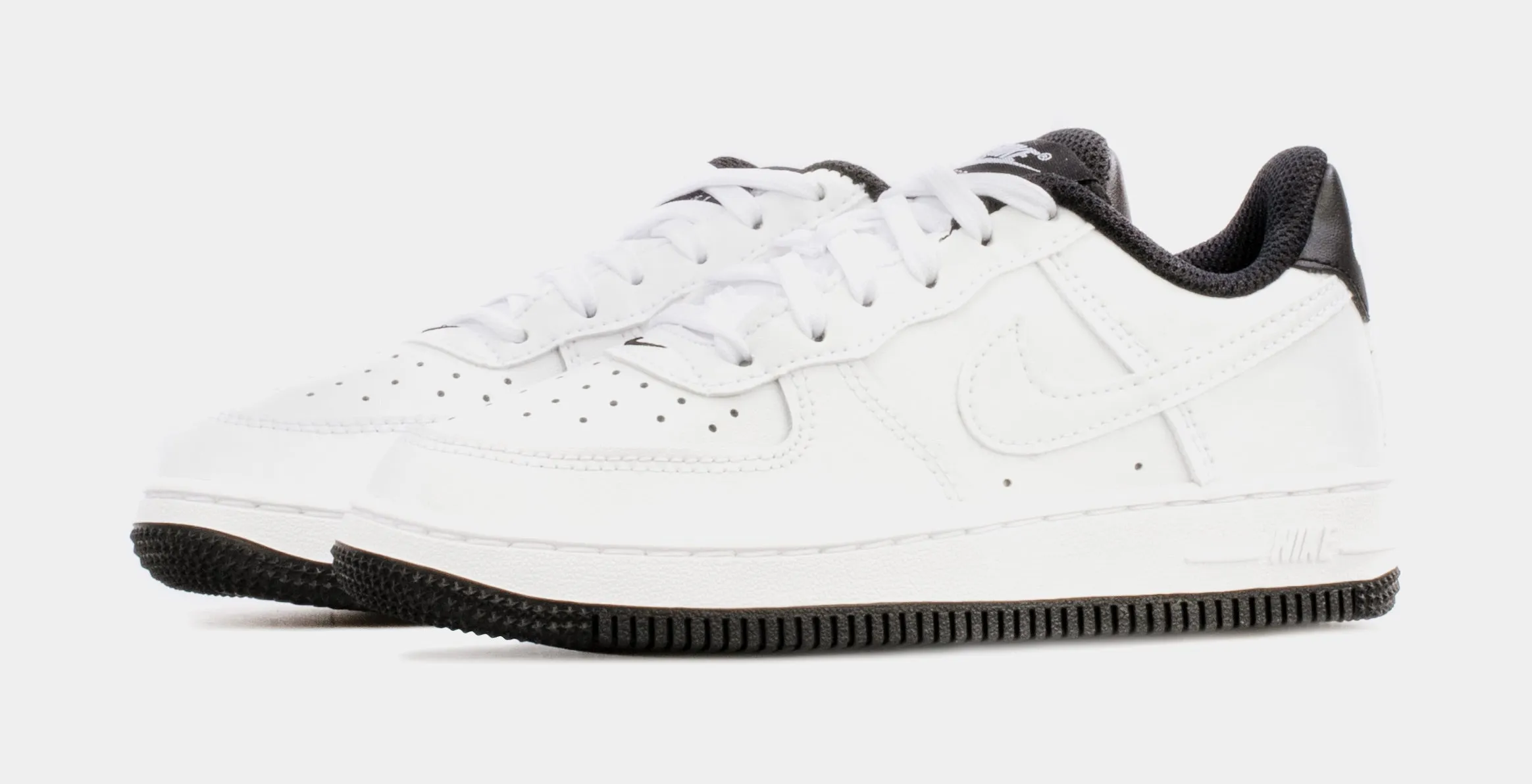 Air Force 1 Essential Preschool Lifestyle Shoes (Black/White)