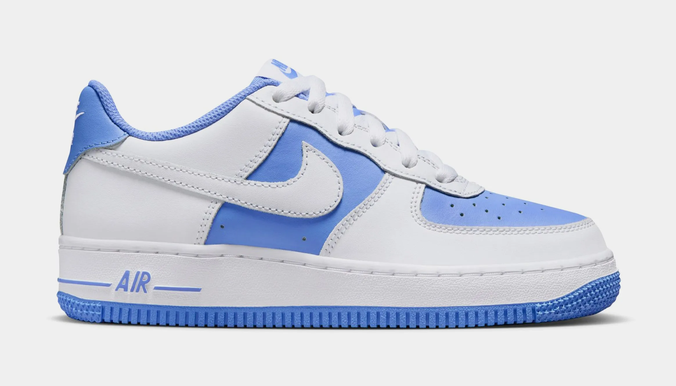 Air Force 1 Low Grade School Lifestyle Shoes (White/Light Blue)