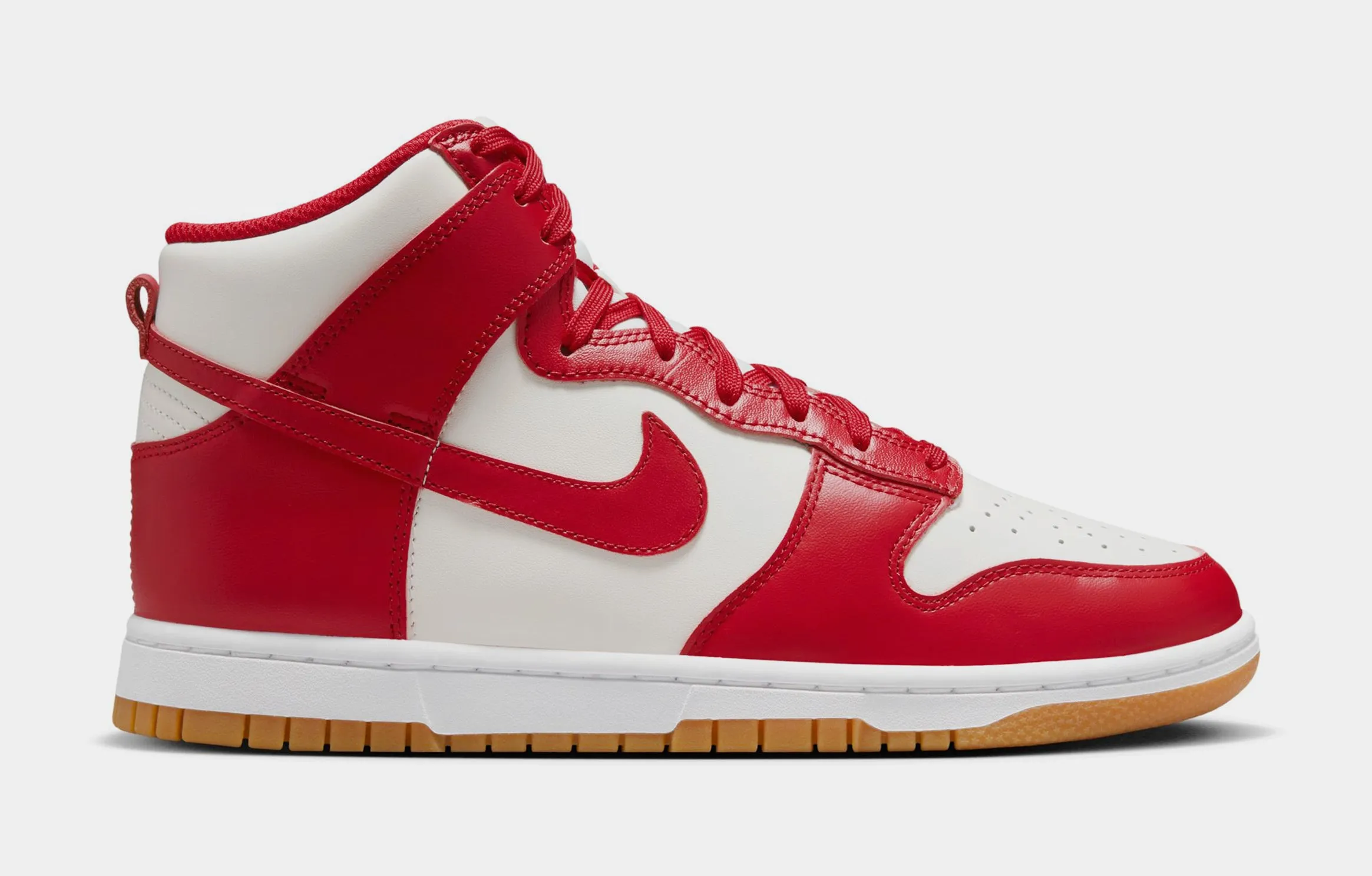 Dunk High Gym Red Womens Lifestyle Shoes (Sail/Gym Red/Gum/White)