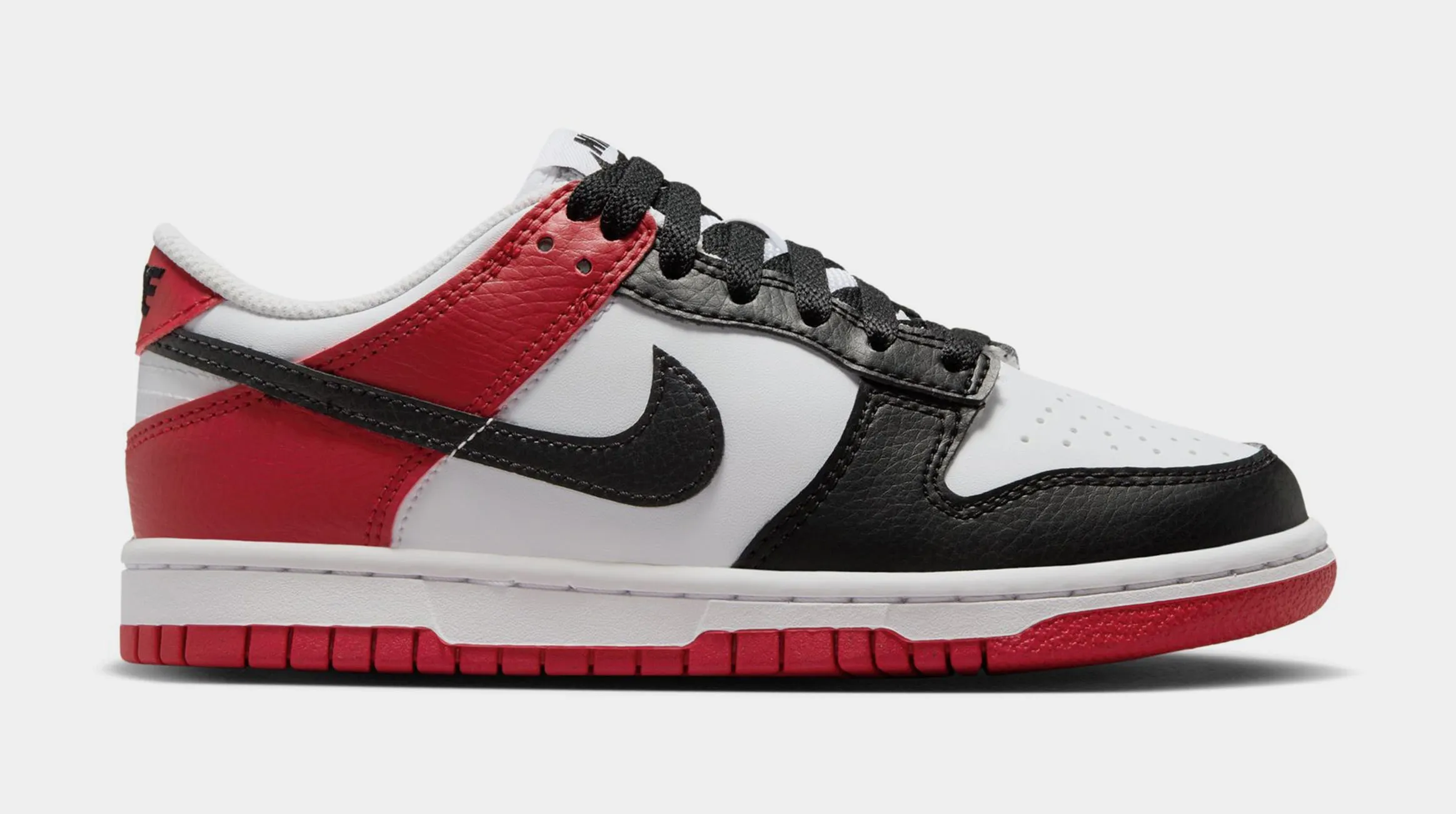 Dunk Low Black Toe Grade School Lifestyle Shoes (Black/Gym Red/White)