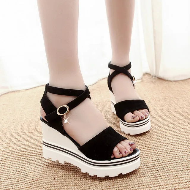 Summer Korean muffin fish head women sandals with platform sandals wild simple shoes shook with students in